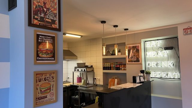 American Burger&Kebab