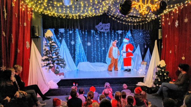 Teatr Rozmaitości GWITAJCIE