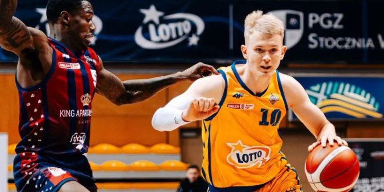 King Szczecin niespodziewanie przegrywa z AMW Arką Gdynia 83-79 - 20.10.2024 Fot. fot. Mateusz Słodkowski/Arka Źródło: Arka Gdynia