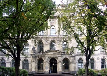 Muzeum przyrodnicze - historii naturalnej w Berlinie. Autor: Rüdiger, CC via Wikimedia Commons