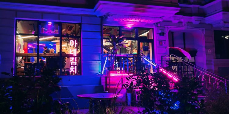 Oh My Kimchi w Szczecinie – smaki Korei w sercu miasta - wejście do restauracji