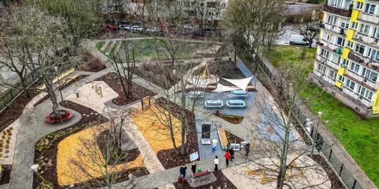 Ogród zmysłów nowy park dla Szczecina - otwarcie. Źródło: Szczecin Floating Garden