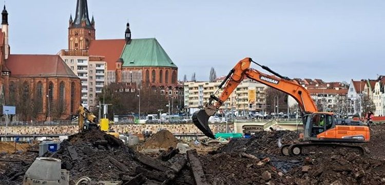 Nowoczesny Szczecin - prace na Łasztowni w pełnym rozkwicie Autor: Karol Ciepliński