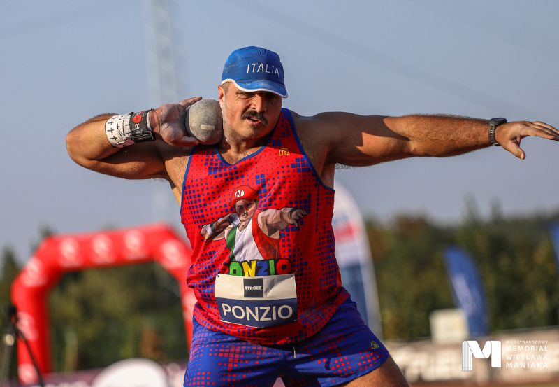 Reprezentant Włoch pchający kulą na memoriale w Szczecinie