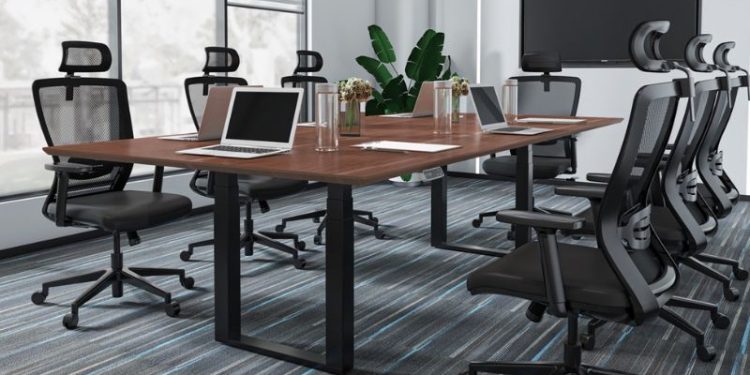 Na co zwrócić uwagę przed zakupem krzesła biurowego? Sprawdź 5 najważniejszych cech!