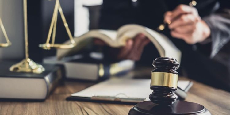 Najlepsi adwokaci i radcowie prawni w Szczecinie – sprawdzony przewodnik