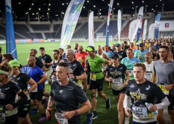 Noc, emocje i bieganie - 11 Nocny Portowy Maraton Szczeciński wraca do miasta