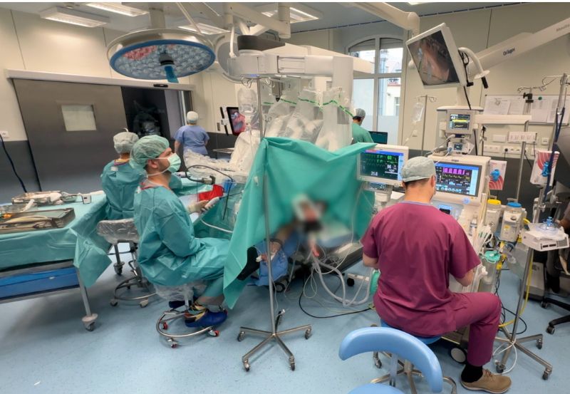 Robot ze sztuczną inteligencją - szpital Pomorzany Szczecin