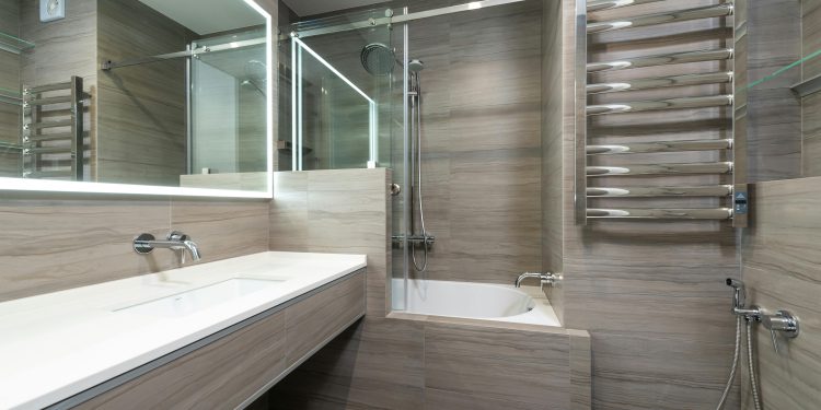 Sekret komfortowej łazienki - dobrze dobrany grzejnik