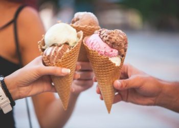 Gdzie na lody w Szczecinie? Sprawdź polecane lodziarnie!