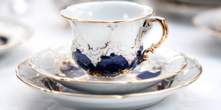 jak pielęgnować porcelanę