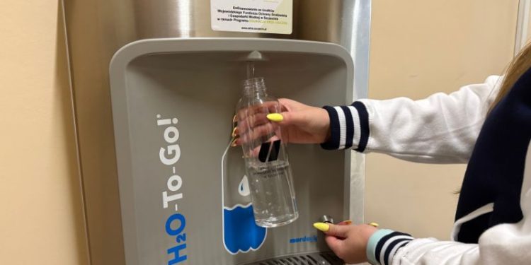 kolejne poidełka w Szczecinie - teraz także na uczelniach