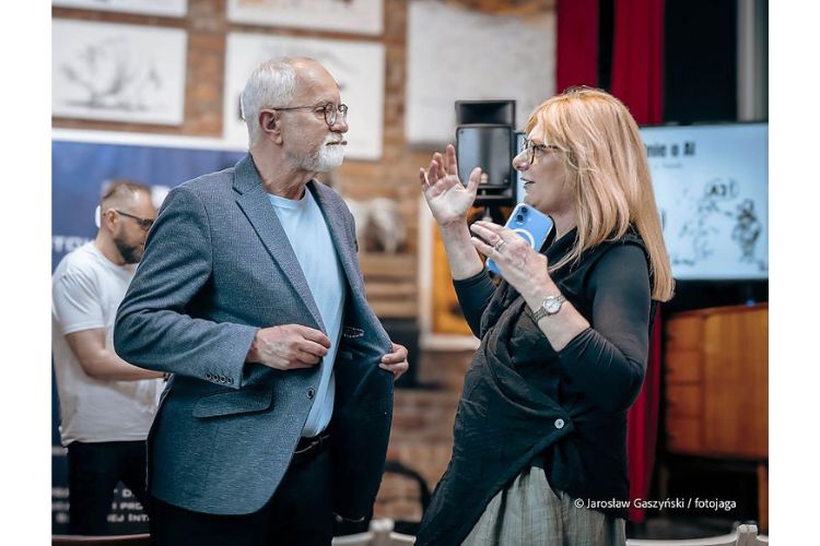 Henryk Sawka i Kamila Sorn, O AI w Galerii Sawki