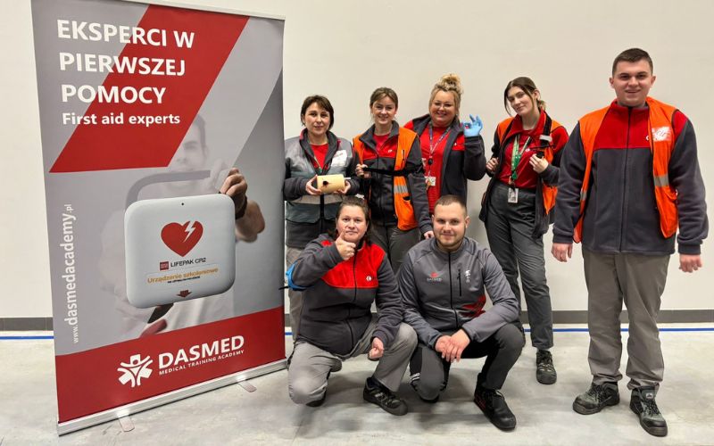 Zdjęcie przedstawia osoby szkolone przez zespół Dasmed Academy w Szczecinie