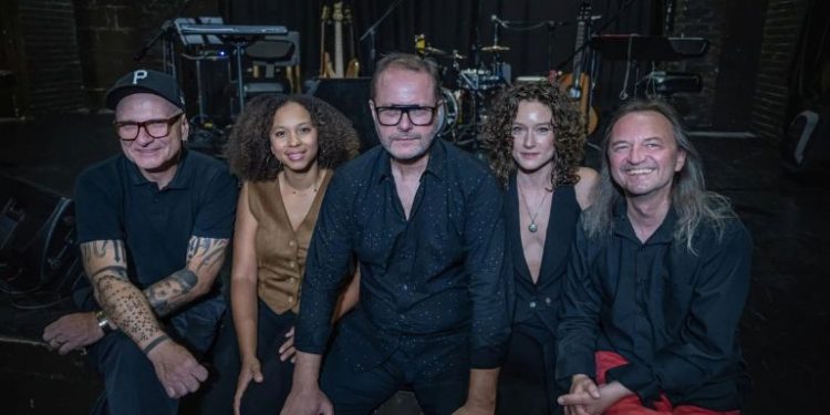 Cohen – Po miłości kres. Śpiewa Artur Żmijewski w Szczecinie