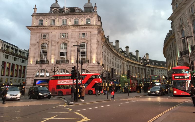Piccadilly Circus