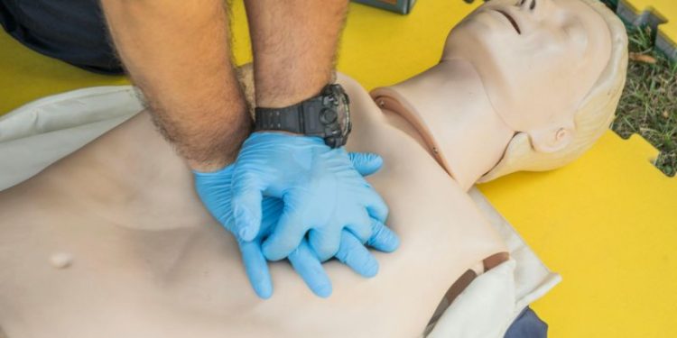 Jak udzielić pierwszej pomocy