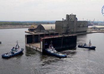 W Szczecinie zwodowano drugi moduł nowego doku. Inwestycja wchodzi w kluczowy etap