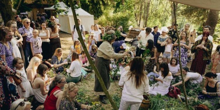 Noc Kupały już w ten weekend w Szczecinie. Wianki, wojowie i ogień kupalny nad Płonią!