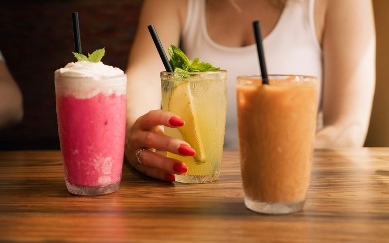 Sala Soda, lemoniada, Cha Nom Yen