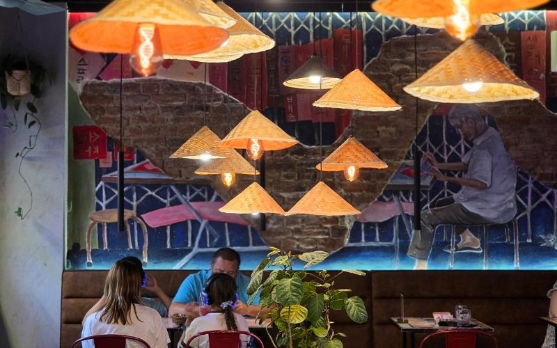 Wystrój restauracji Oh my Kimchi przy ul. Śląskiej 42 w Szczecinie