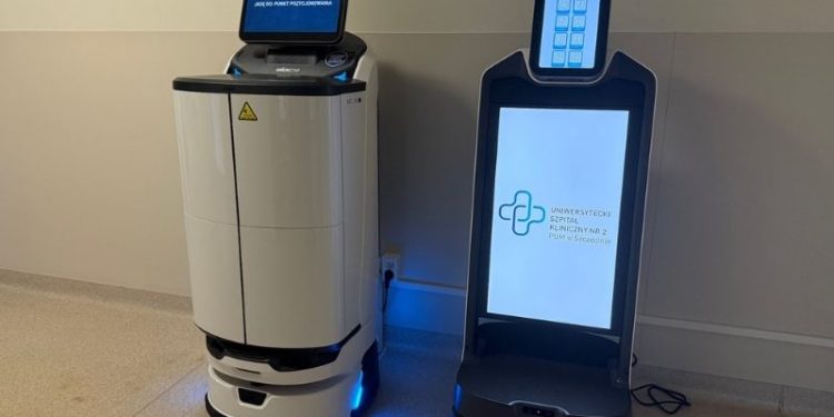 Roboty pielęgniarskie w szpitalu PUM w Szczecinie. Pomogą pacjentom po zabiegach