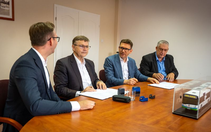 odlewej_lukaszkadlubowski_waldemarwlazlo_michalprzepiera_krzysztofputiatycki_fot_sebiastian_wolosz