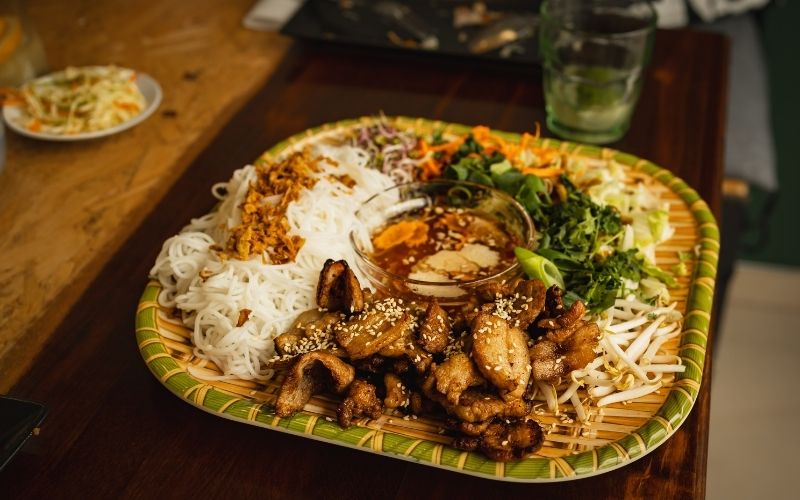 Bún thịt nướng