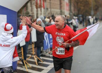 Uczestnik wcześniejszej edycji Szczecińskiego Biegu Niepodległości