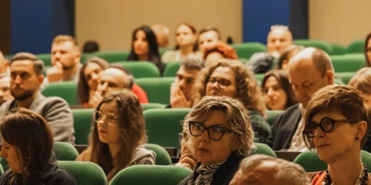 Co ze starymi drzewami i zapomnianymi cmentarzami? Szczecin gościł konferencję „Zieleń zabytkowa” 2026